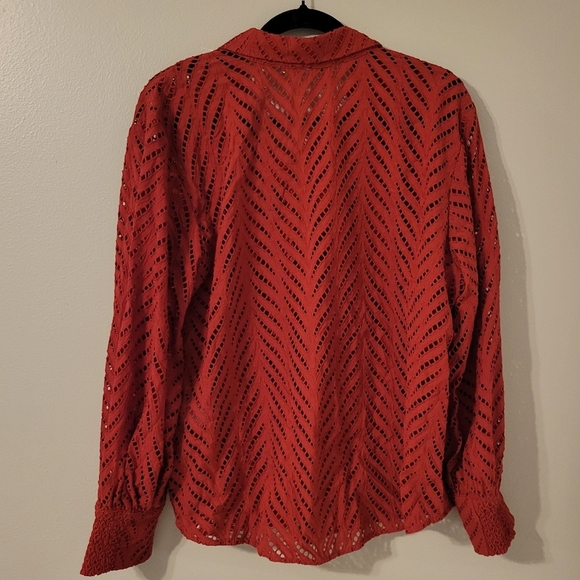 Chico's Womem's Rustic Red Bohemian Poplin Cutwork Button-Up Shirt. Size 3/XL - Picture 6 of 12